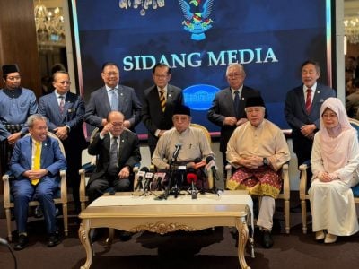 砂拉越州总理阿邦佐哈里宣布解散州议会
